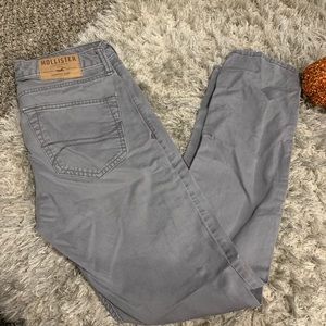 29x30 Hollister Skinny Jean